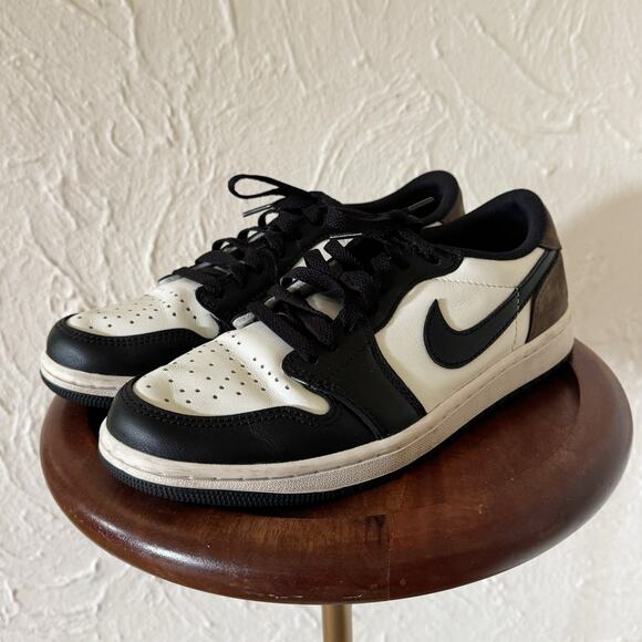 NIKE Air Jordan 1 Low OG 'Mocha' Sneakers Size 7 - Picture 1 of 11